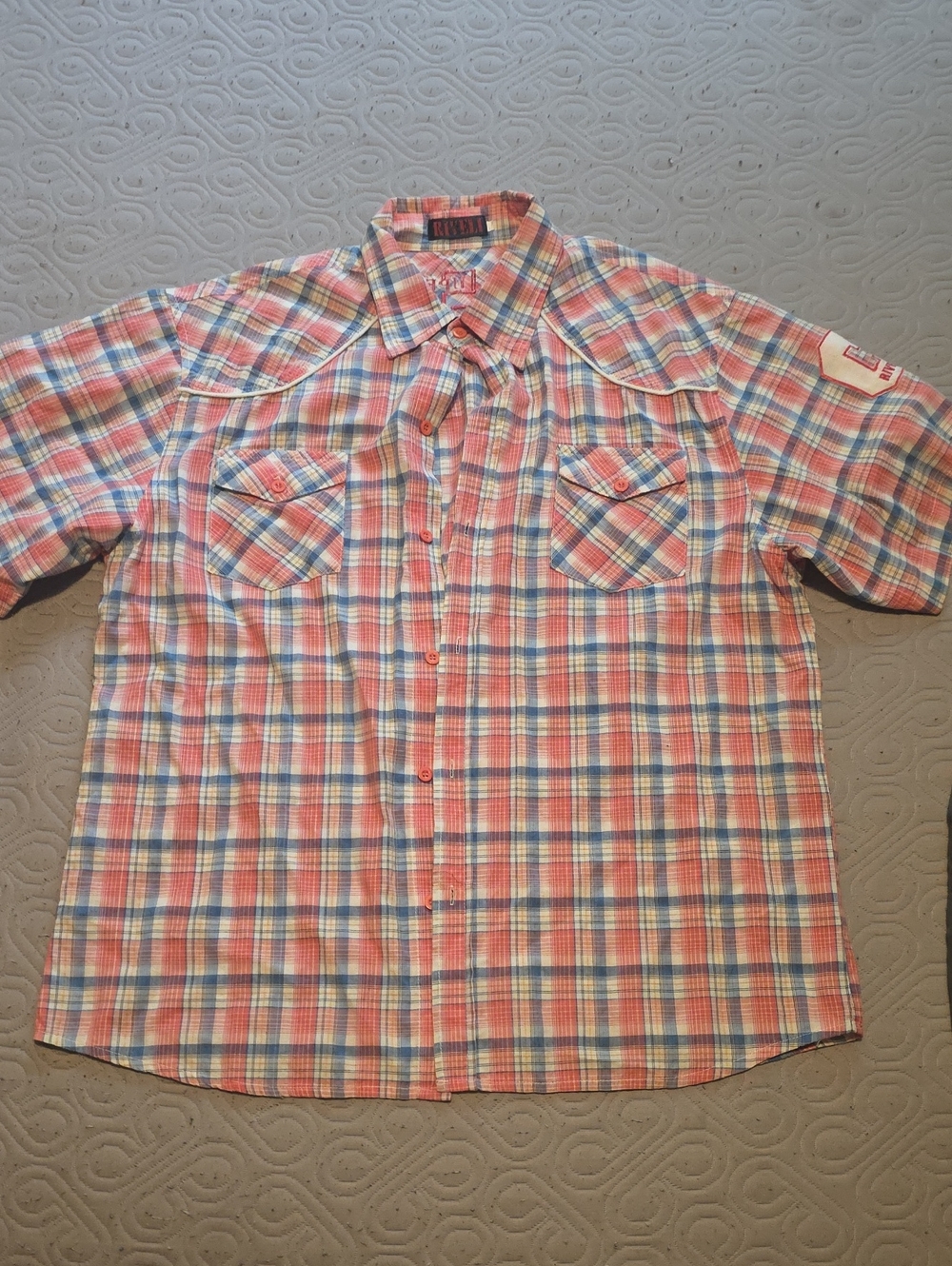 Men's Short-Sleeve Plaid Button-Down Shirt - Coral & Blue